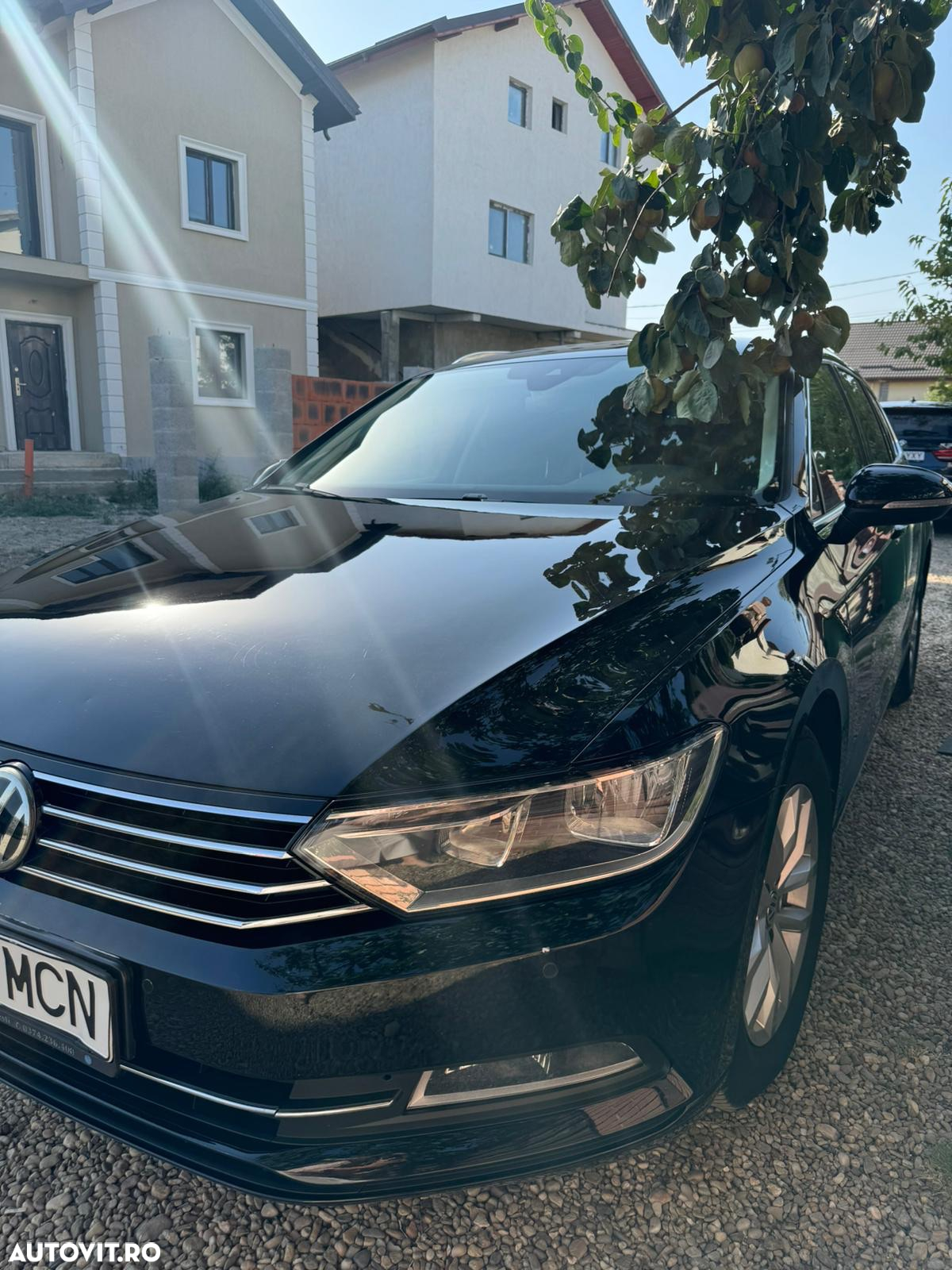 Volkswagen Passat 2.0 TDI DSG Comfortline - 3