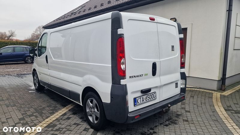Renault TRAFIC - 2