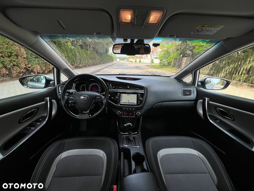 Kia Ceed 1.6 GDI DCT Platinum Edition - 7