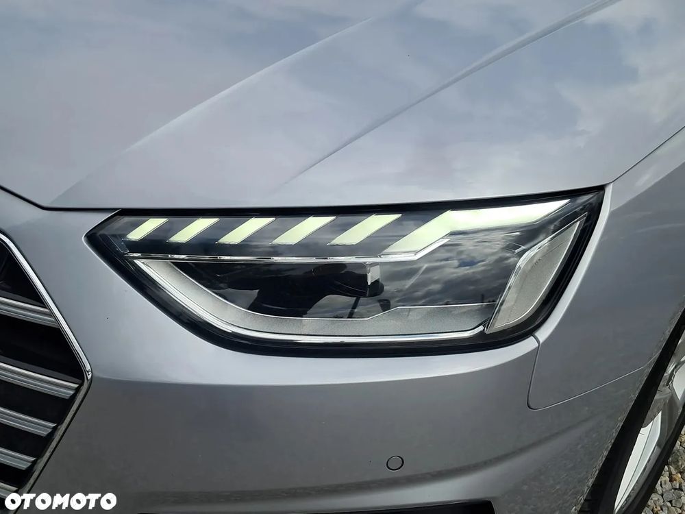 Audi A4 Avant 2.0 TDI S tronic sport - 2