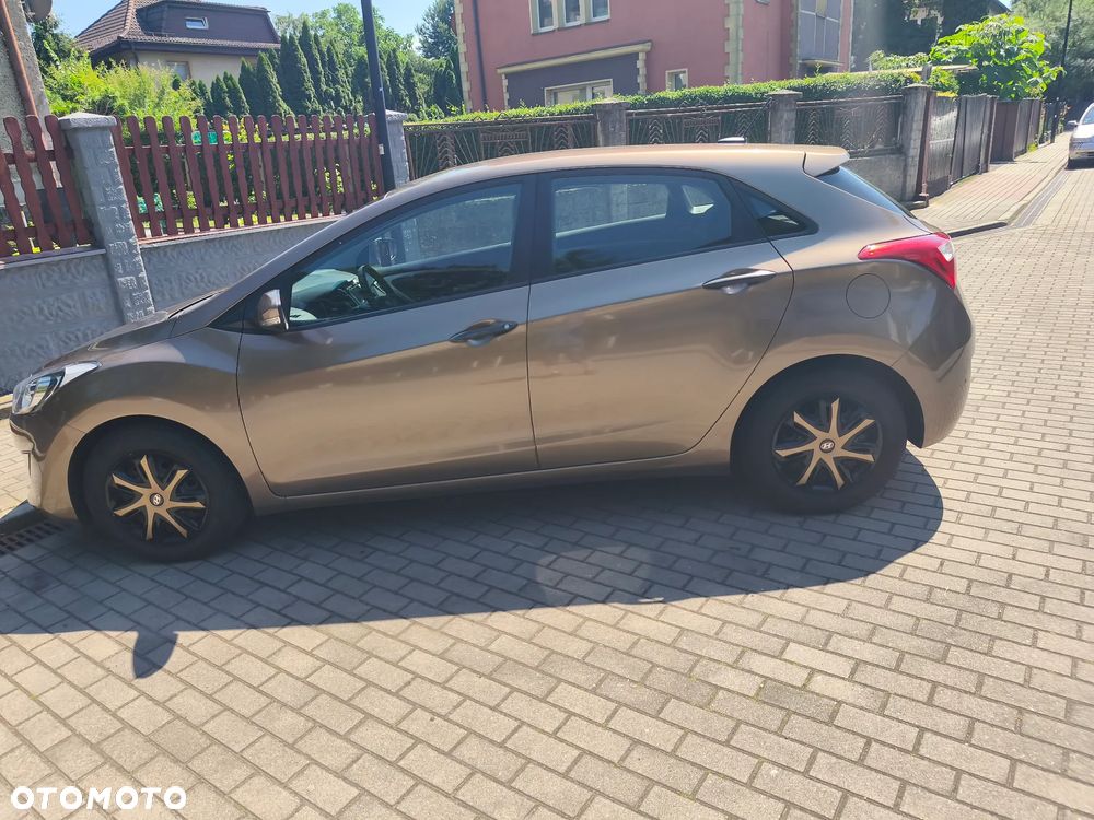 Hyundai i30 1.4 Comfort - 2