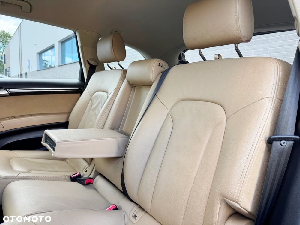 Audi Q7 3.0 TDI DPF clean diesel Quattro Tiptronic - 34