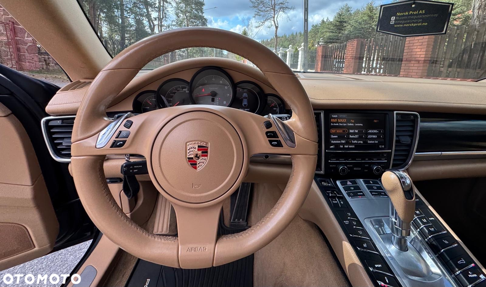 Porsche Panamera S Hybrid - 8