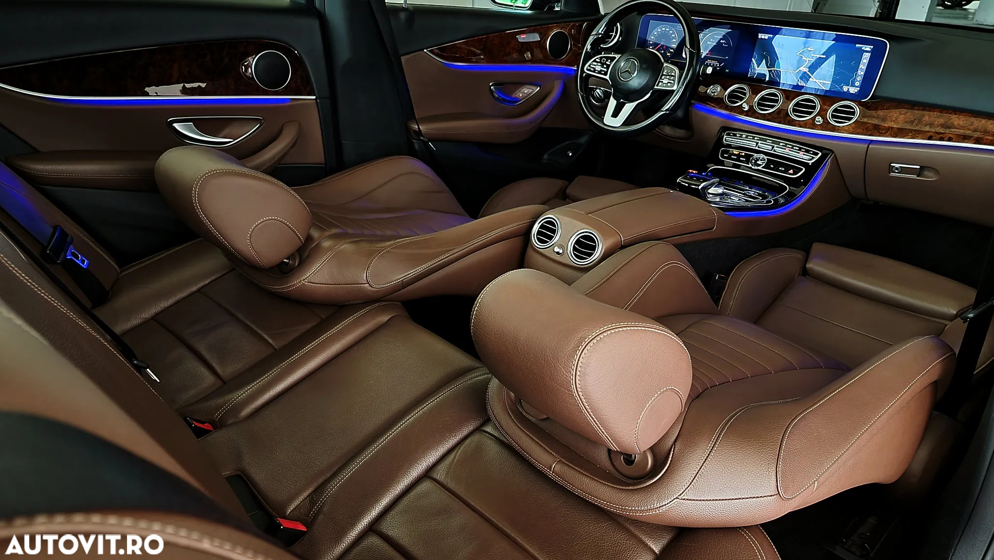 Mercedes-Benz E 220 d T 9G-TRONIC Avantgarde - 12