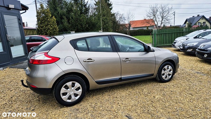 Renault Megane 1.6 16V 100 Expression - 13