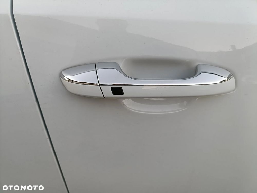 Kia Sportage 1.6 GDI 2WD Dream-Team Edition - 26