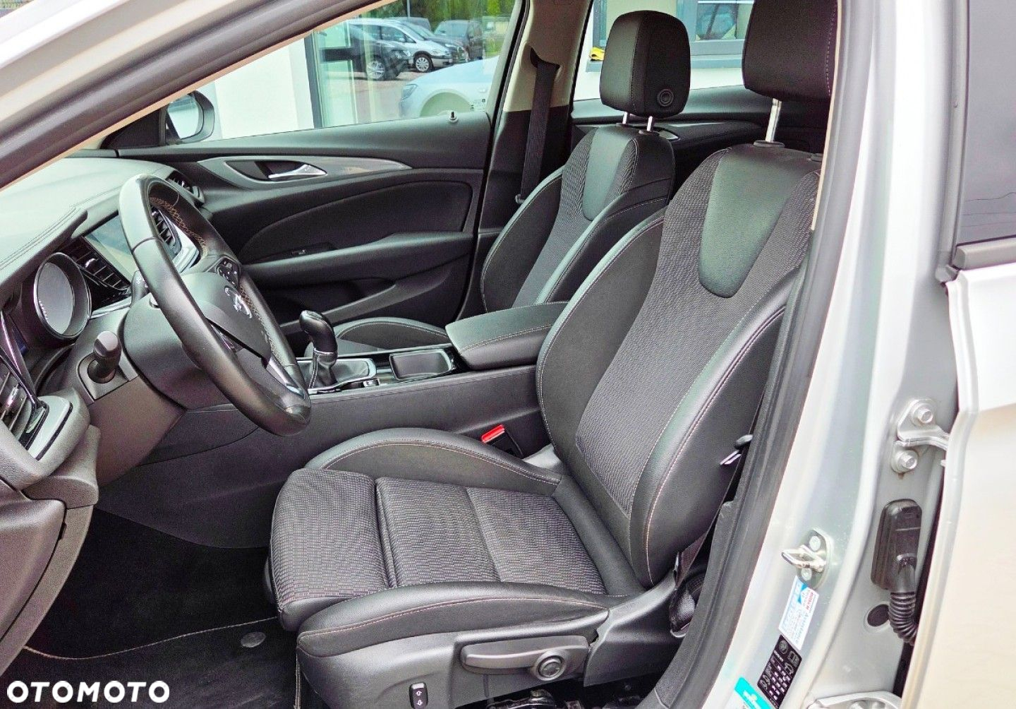 Opel Insignia - 7