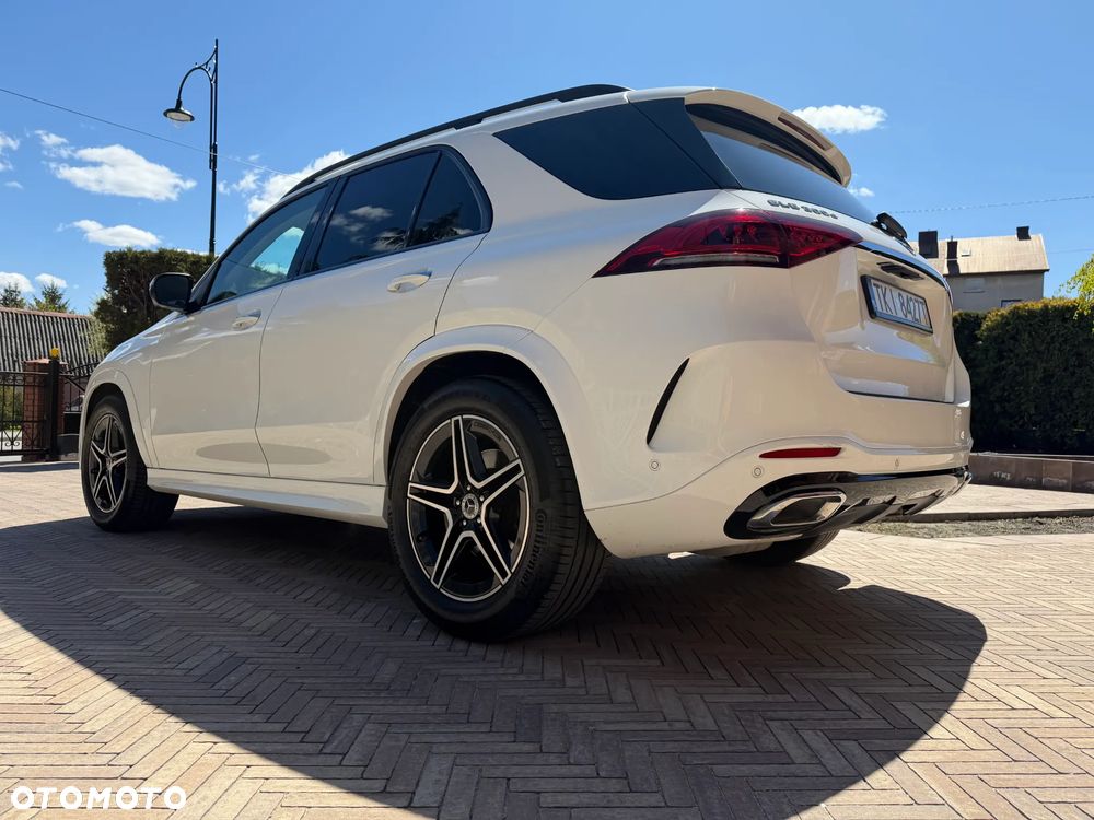 Mercedes-Benz GLE 300 d 4-Matic - 3