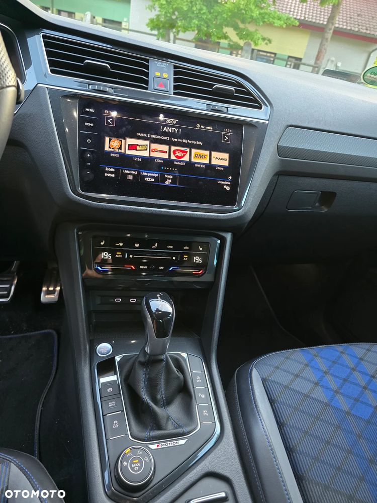 Volkswagen Tiguan - 10