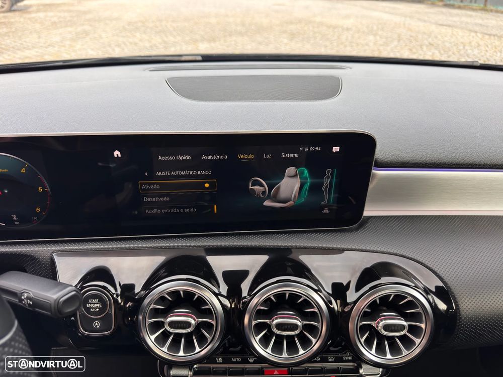 Mercedes-Benz A 180 d AMG Line Aut. - 29