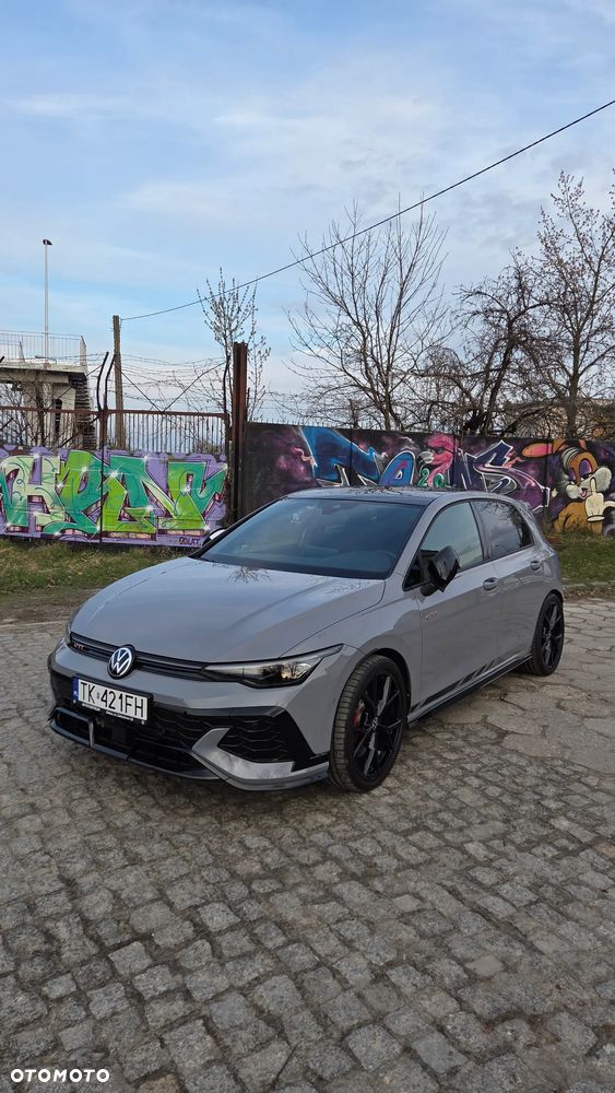 Volkswagen Golf - 13