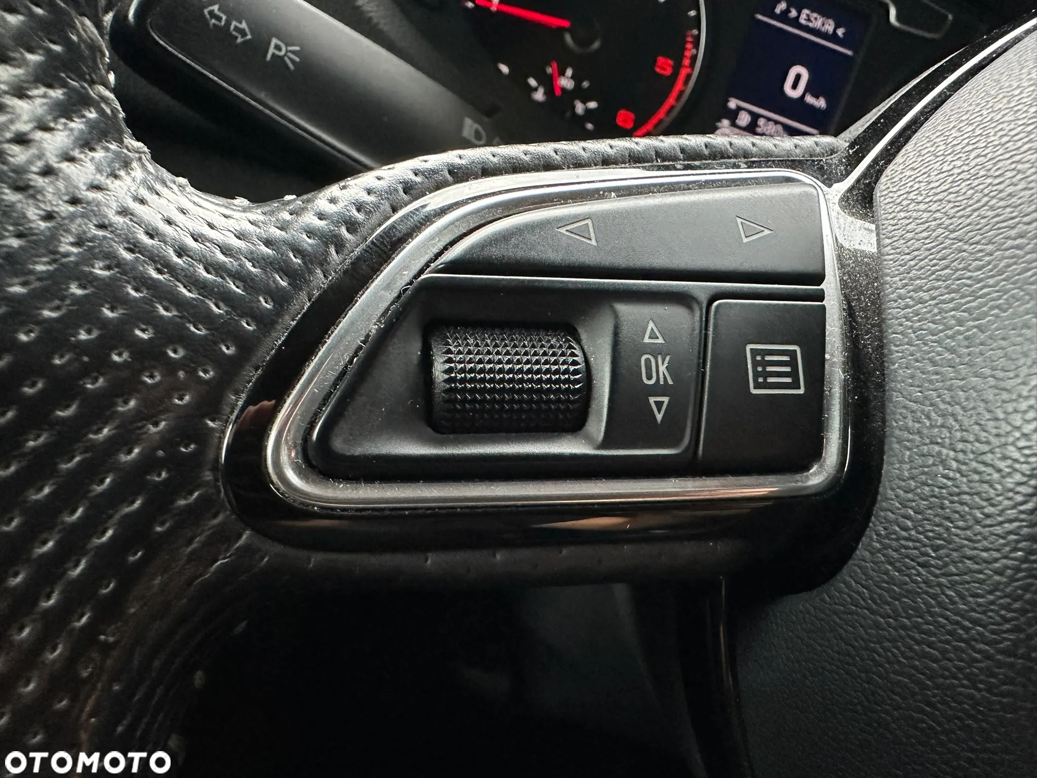 Audi Q3 2.0 TDI Quattro Edycja Specjalna S tronic - 16