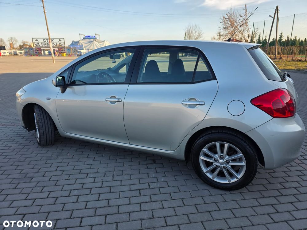 Toyota Auris 1.6 Life - 5