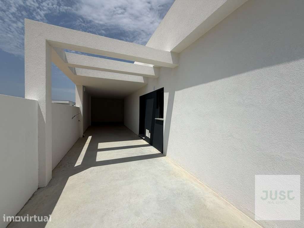 Moradia t4 pronta - design e conforto - Grande imagem: 2/22