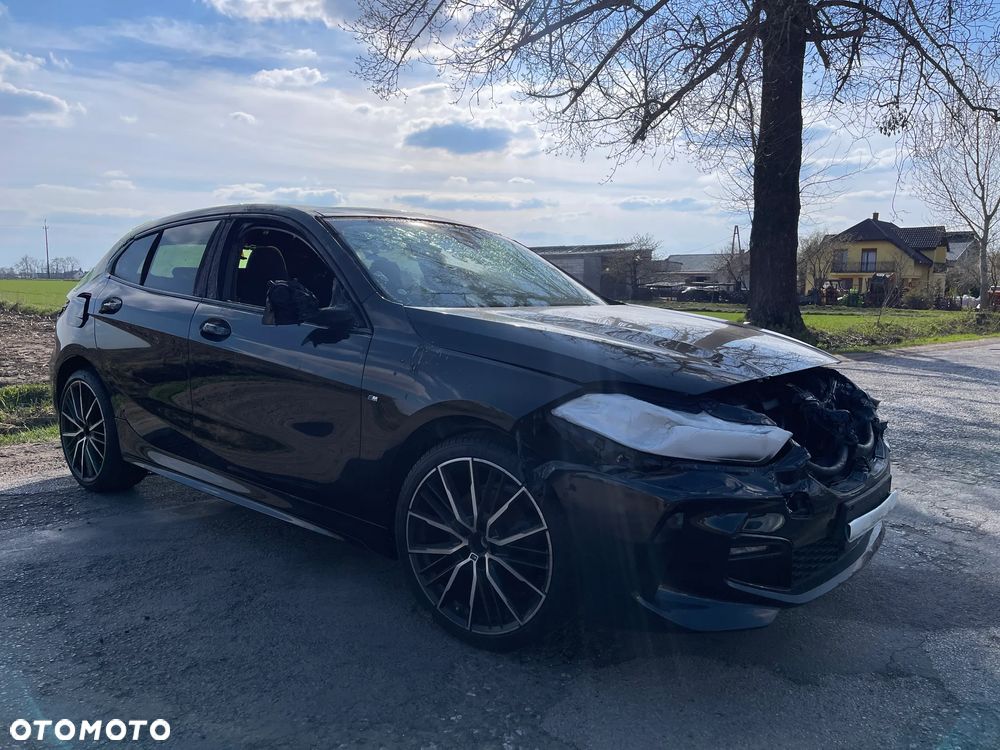 BMW Seria 1 118i Edition M Sport Shadow - 3