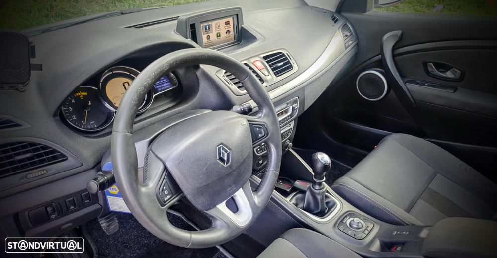 Renault Mégane Coupe Energy dCi 110 FAP Start & Stop GT Line - 10