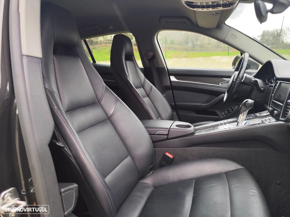 Porsche Panamera Platinum Edition - 14