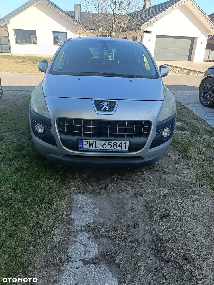Peugeot 3008 1.6 Premium+ - 1