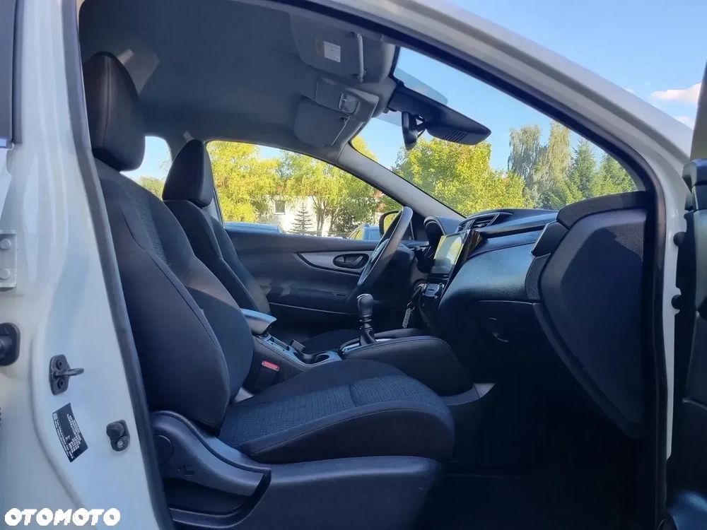 Nissan Qashqai 1.3 DIG-T VISIA - 11