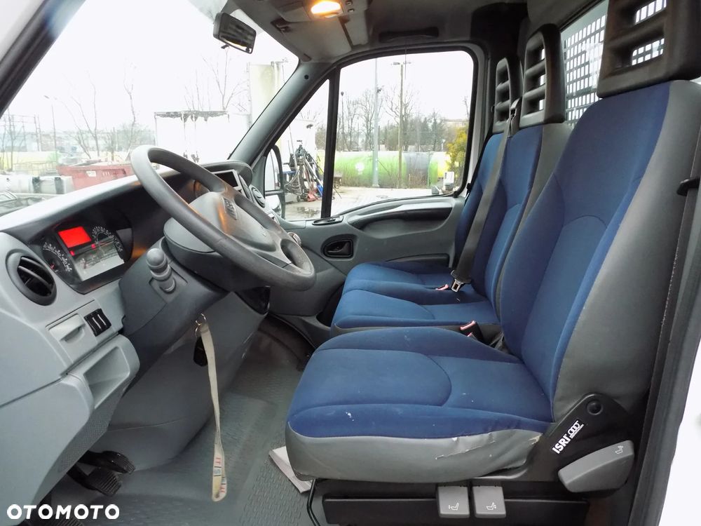 Iveco 35C12 DAILY - 12