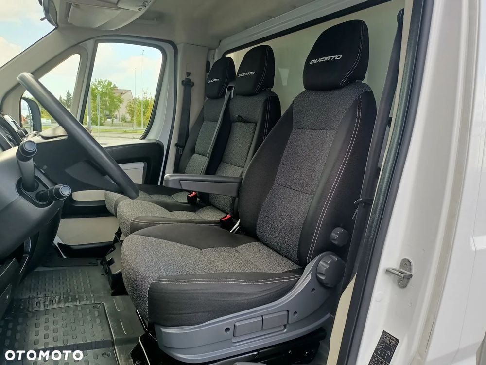 Fiat DUCATO MAXI 2.3 BEZ AdBLUE WINDA 2019/2020 - 24