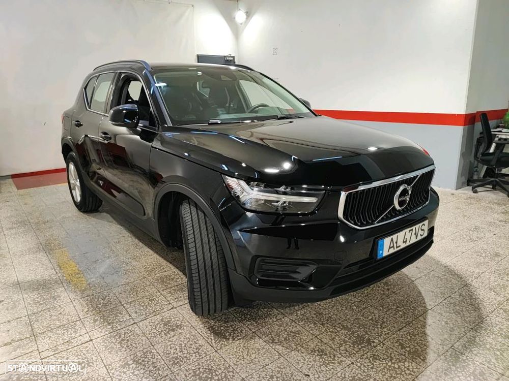 Volvo XC 40 1.5 T2 Momentum - 4