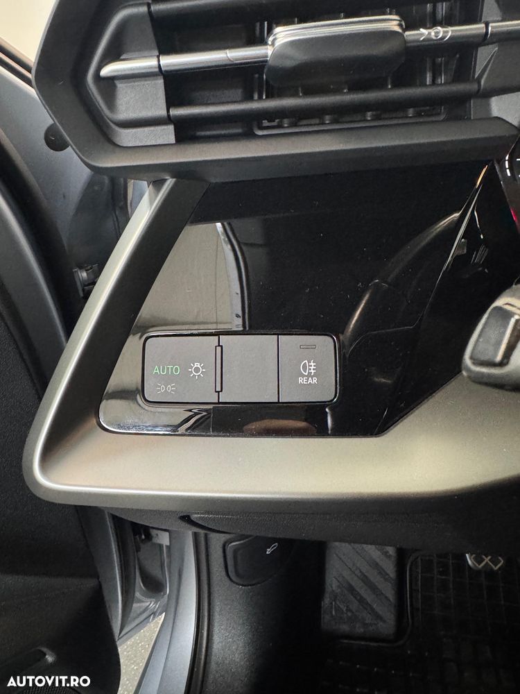 Audi A3 2.0 30 TDI Advanced - 12