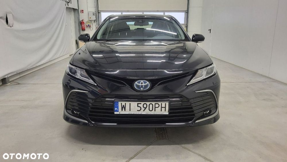 Toyota Camry - 2