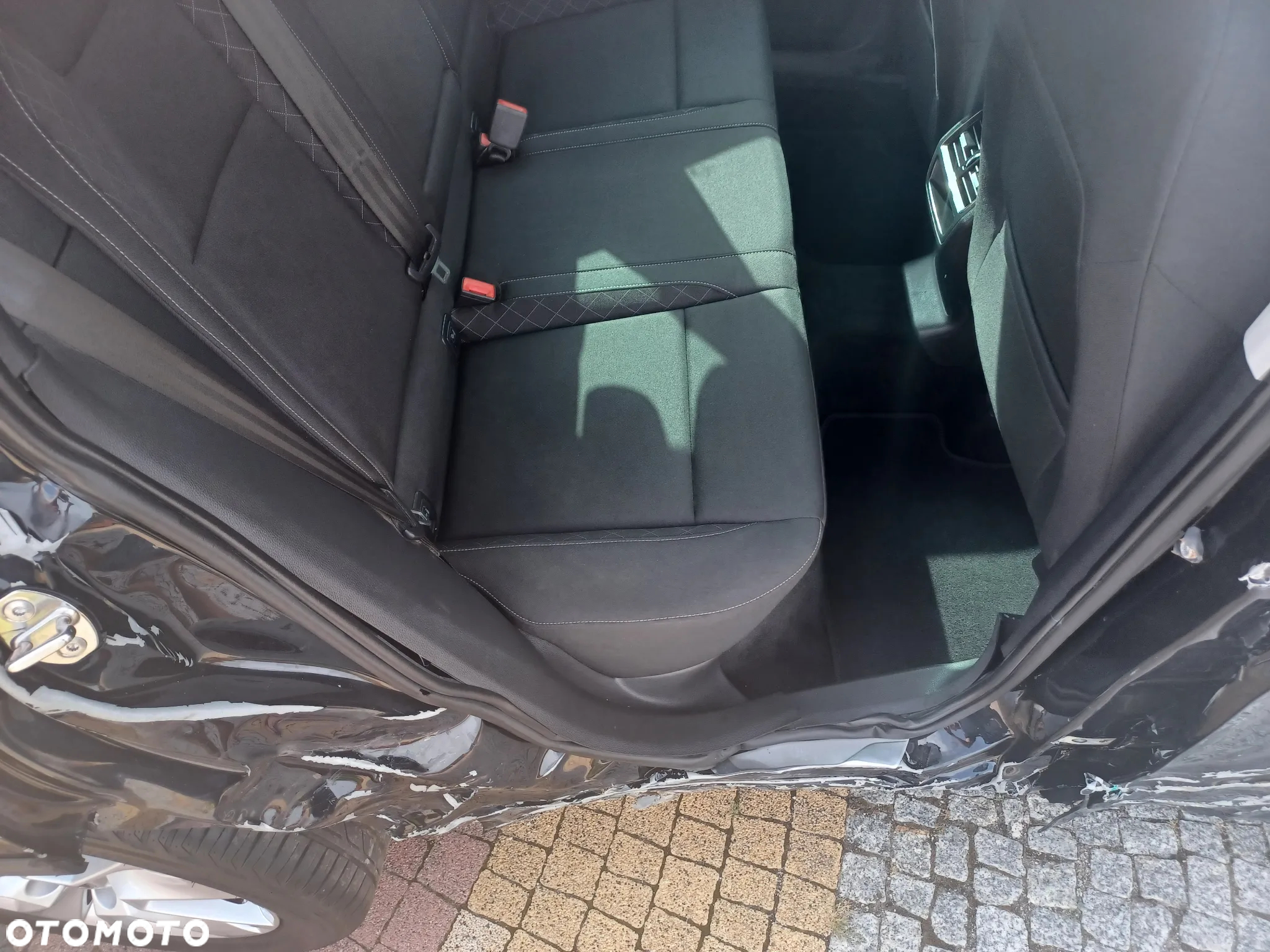 Skoda Karoq 1.0 TSI GPF 4x2 Ambition - 8