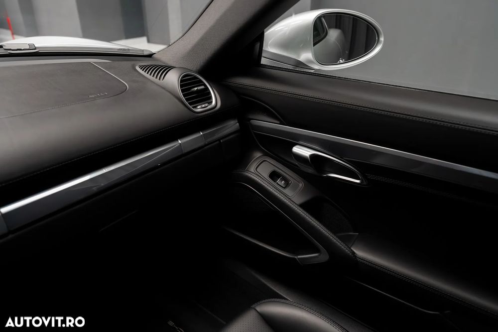 Porsche Cayman PDK - 7