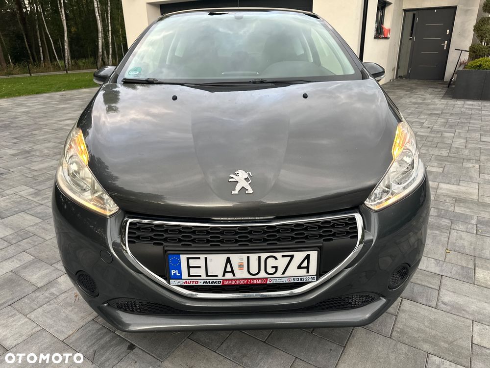 Peugeot 208 95 VTI Allure - 19