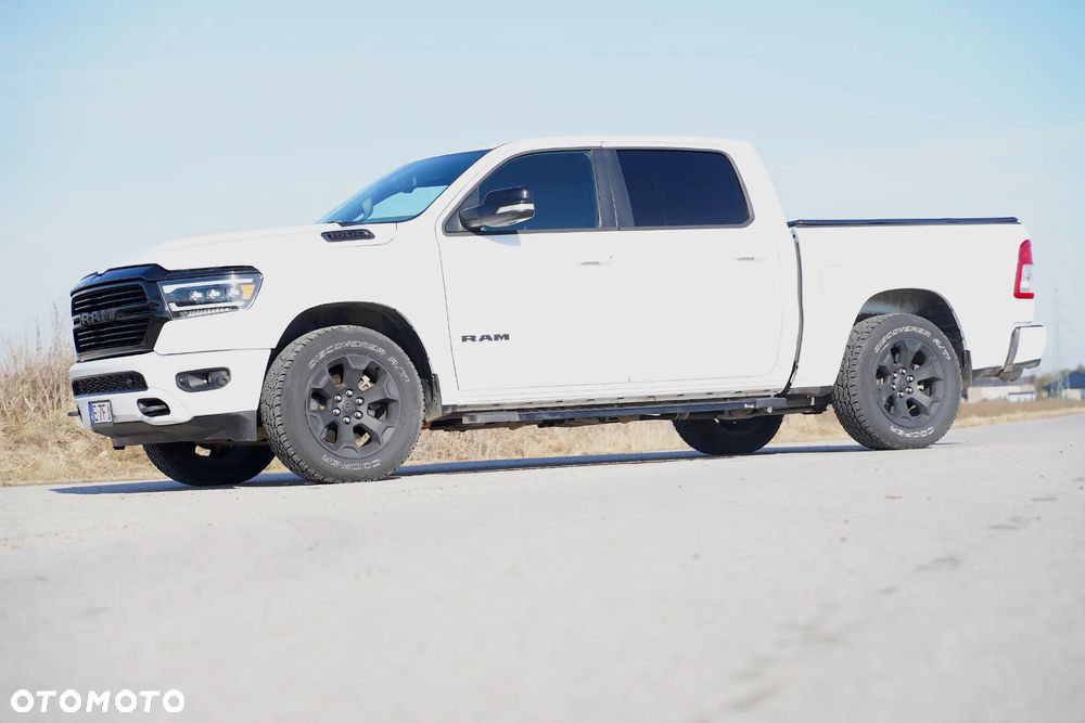 RAM 1500 5.7 Crew Cab Bighorn - 2