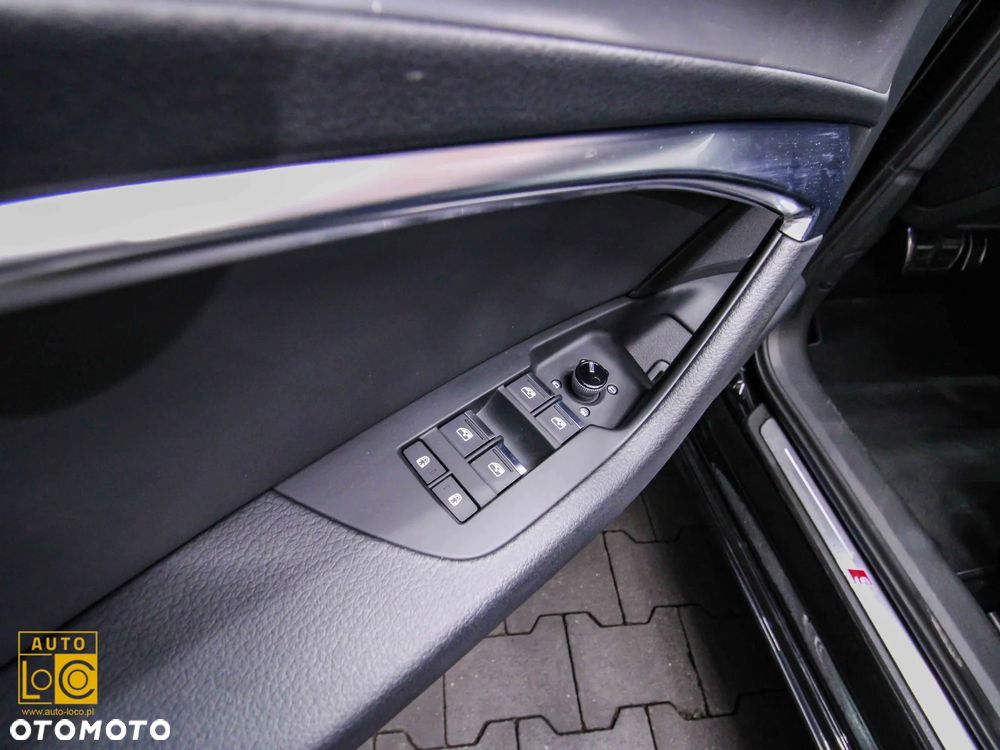 Audi A6 Avant 45 TFSI quattro S tronic S line - 30