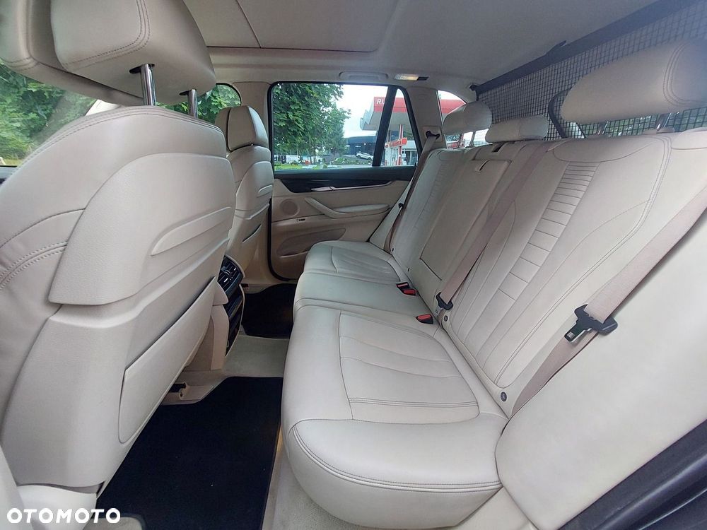 BMW X5 xDrive30d - 13