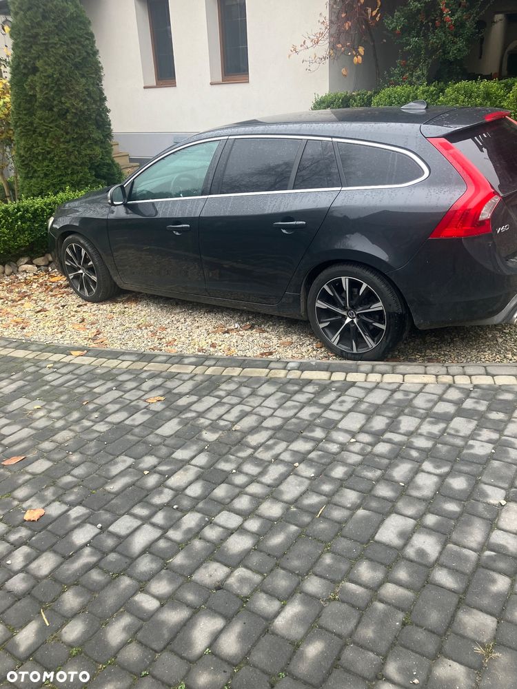 Volvo V60 - 1