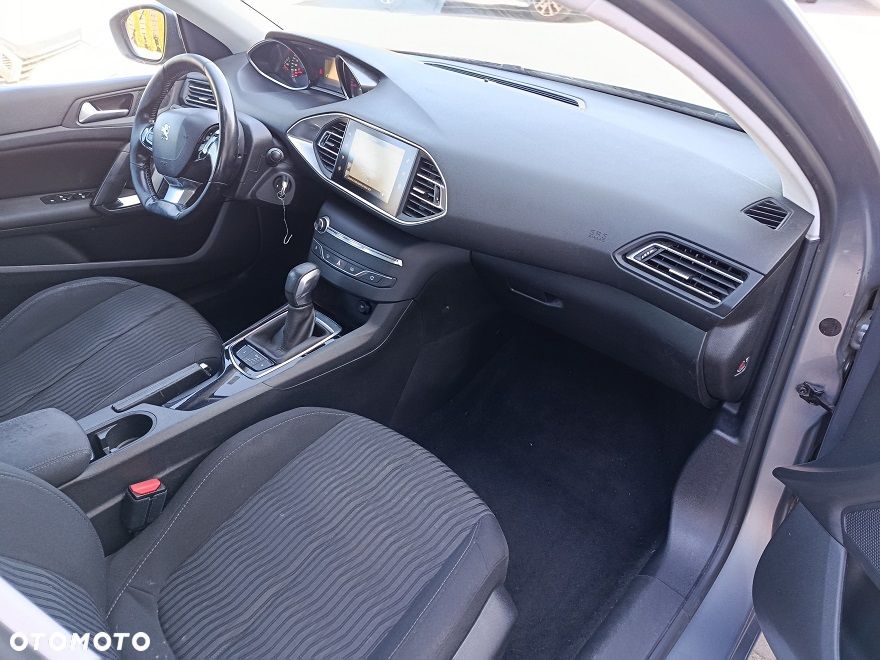 Peugeot 308 - 9