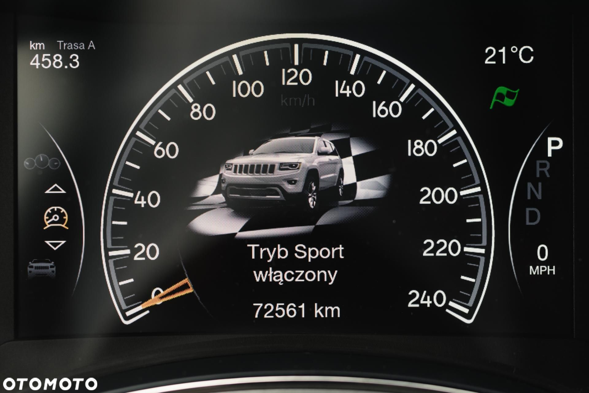 Jeep Grand Cherokee - 25