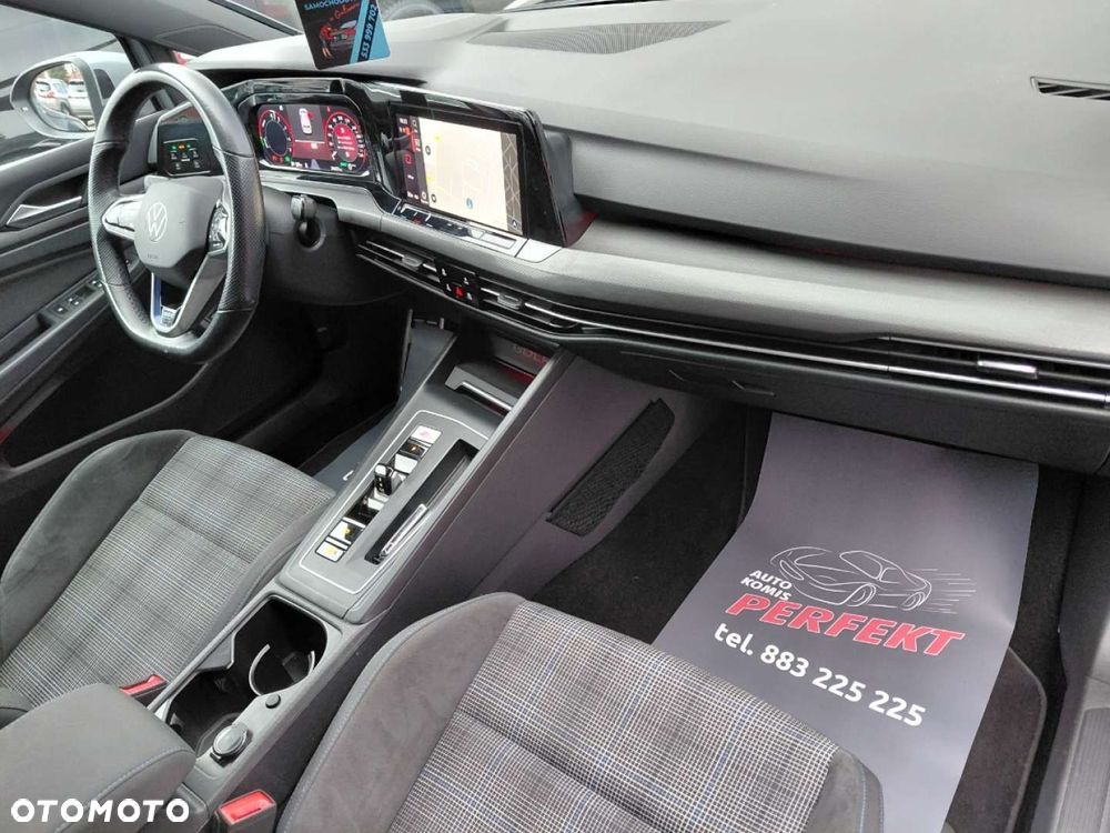 Volkswagen Golf - 14