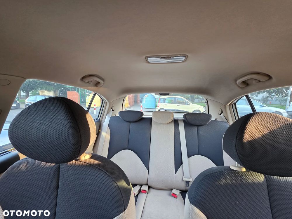 Kia Rio 1.4 / City - 4
