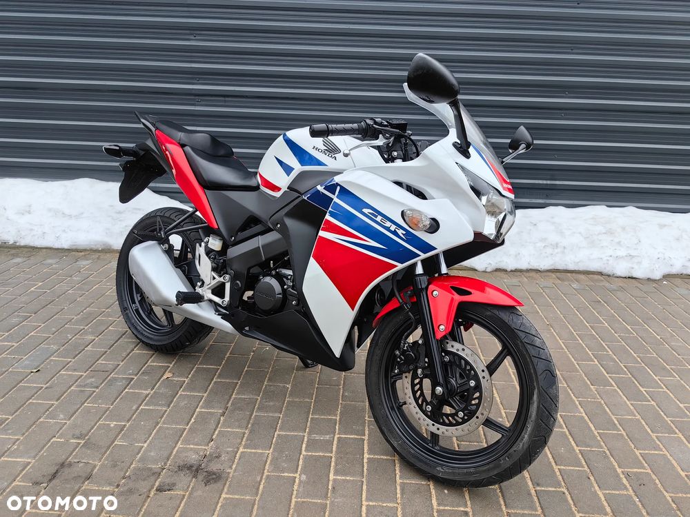 Honda CBR - 30