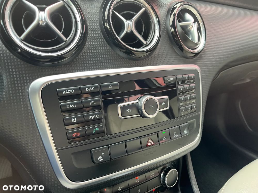Mercedes-Benz Klasa A 180 (BlueEFFICIENCY) Urban - 16