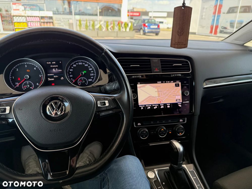 Volkswagen Golf - 7
