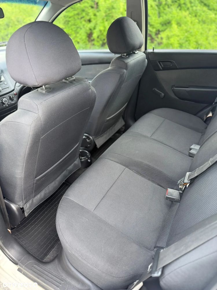 Chevrolet Aveo 1.2 LS - 14