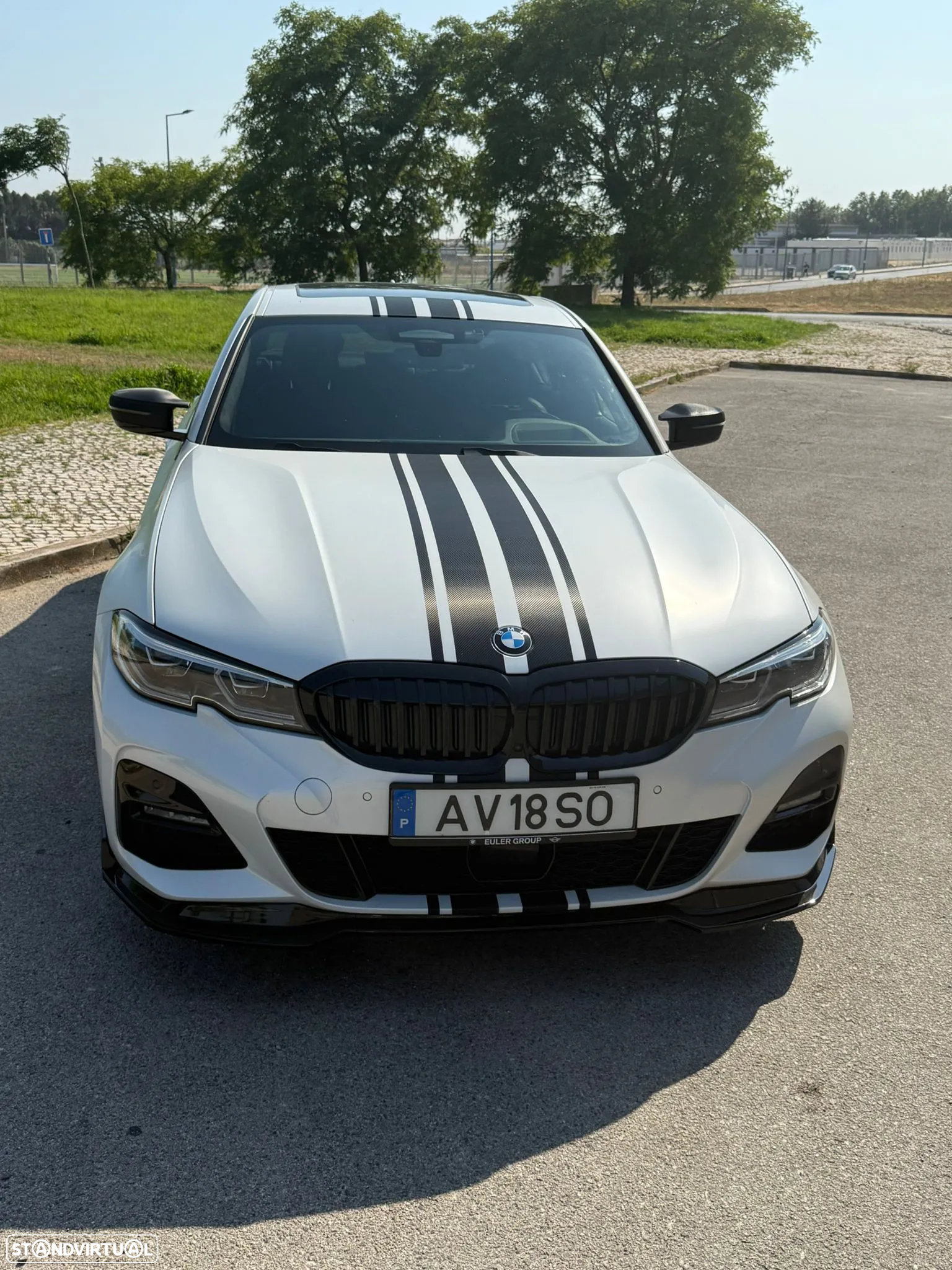 BMW 330 e Pack M Auto - 26