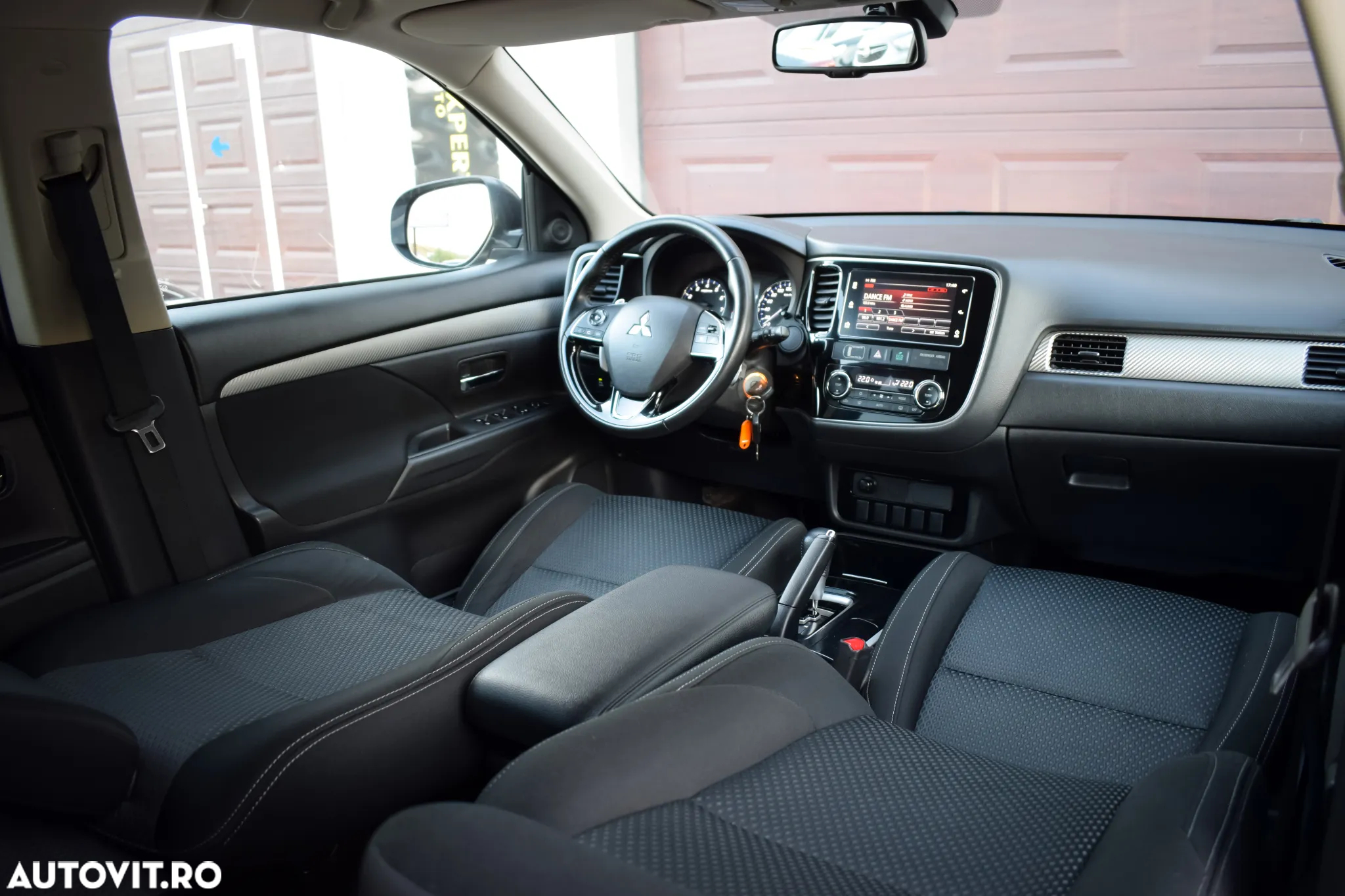 Mitsubishi Outlander 2.0 4WD CVT Plus - 11