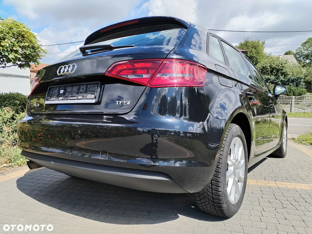 Audi A3 Sportback - 4