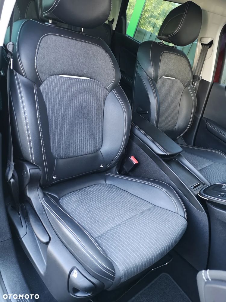 Renault Scenic 1.3 TCe FAP Intens EDC - 33