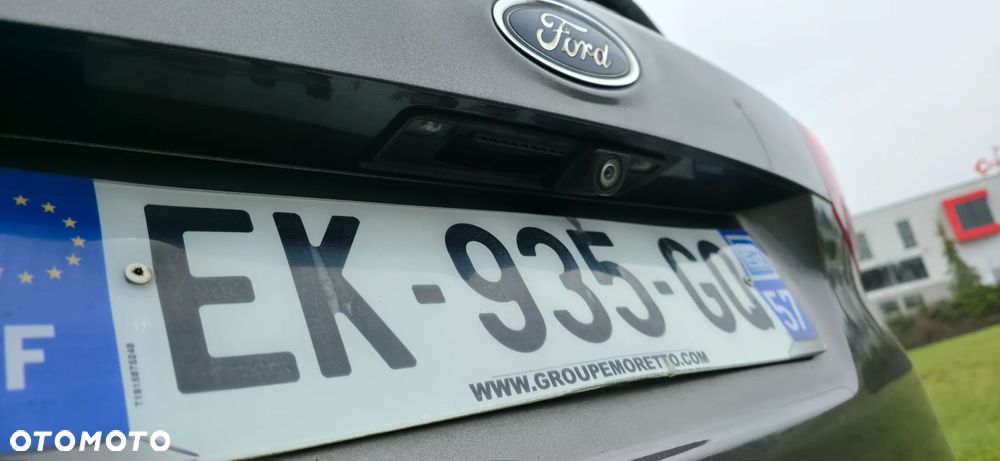 Ford C-MAX 1.5 TDCi Start-Stop-System Titanium - 12