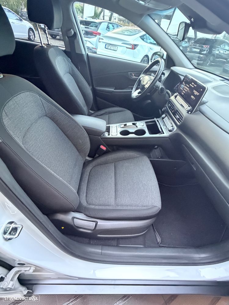 Hyundai Kauai Advantage - 16