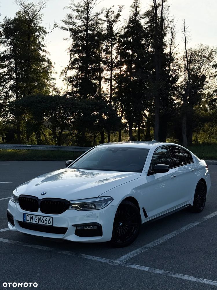 BMW Seria 5 520d xDrive M Sport sport - 2